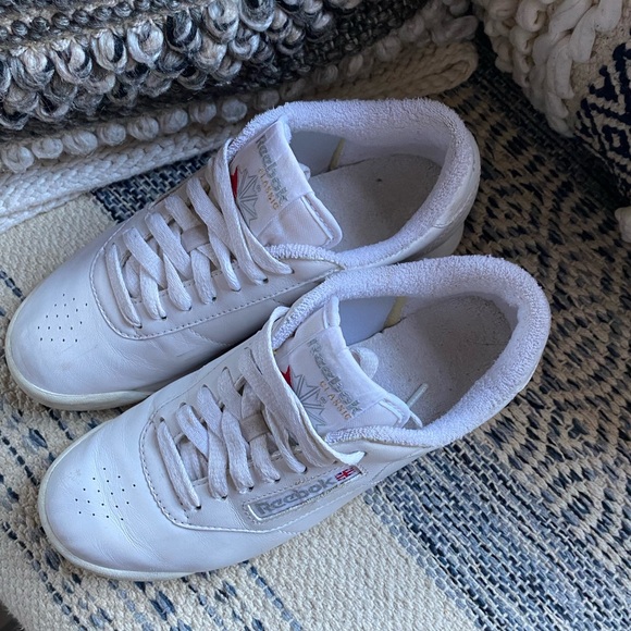 Reebok shoes - Picture 10 of 16